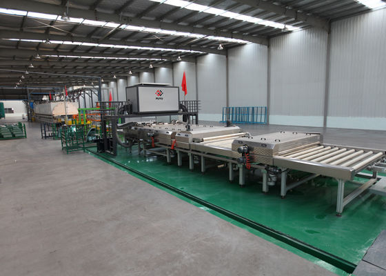 Китай 1600 mm оборудования стеклянной чистки на фотовольтайческое отражая стекло 4 пары щетки поставщик